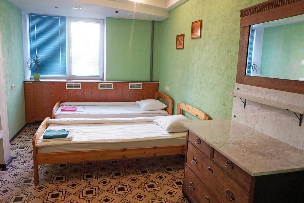 Apartament Erfolg 6 Daugavpils Bagian luar foto